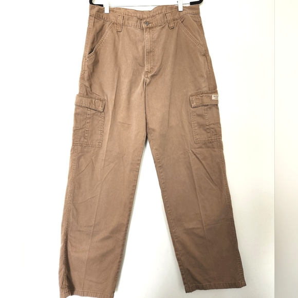 Wrangler Cargo Khaki Pants - Picture 2 of 10